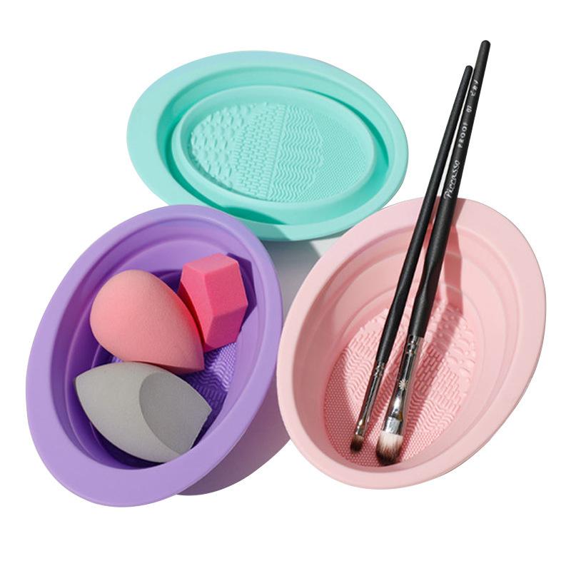 منظف فرشاة مكياج من السيليكون  - مراجعة Blush Brush Kabuki وسعره