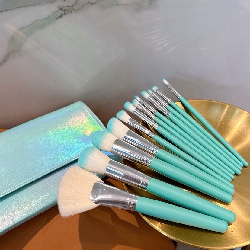 مجموعة فرش مكياج فاخرة احترافي - مراجعة Beauty Makeup Gift Sets وسعره